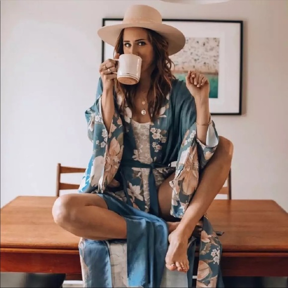 WILA Other - Boho Kimono Floral Bird Print Maxi Gypsy Coverup